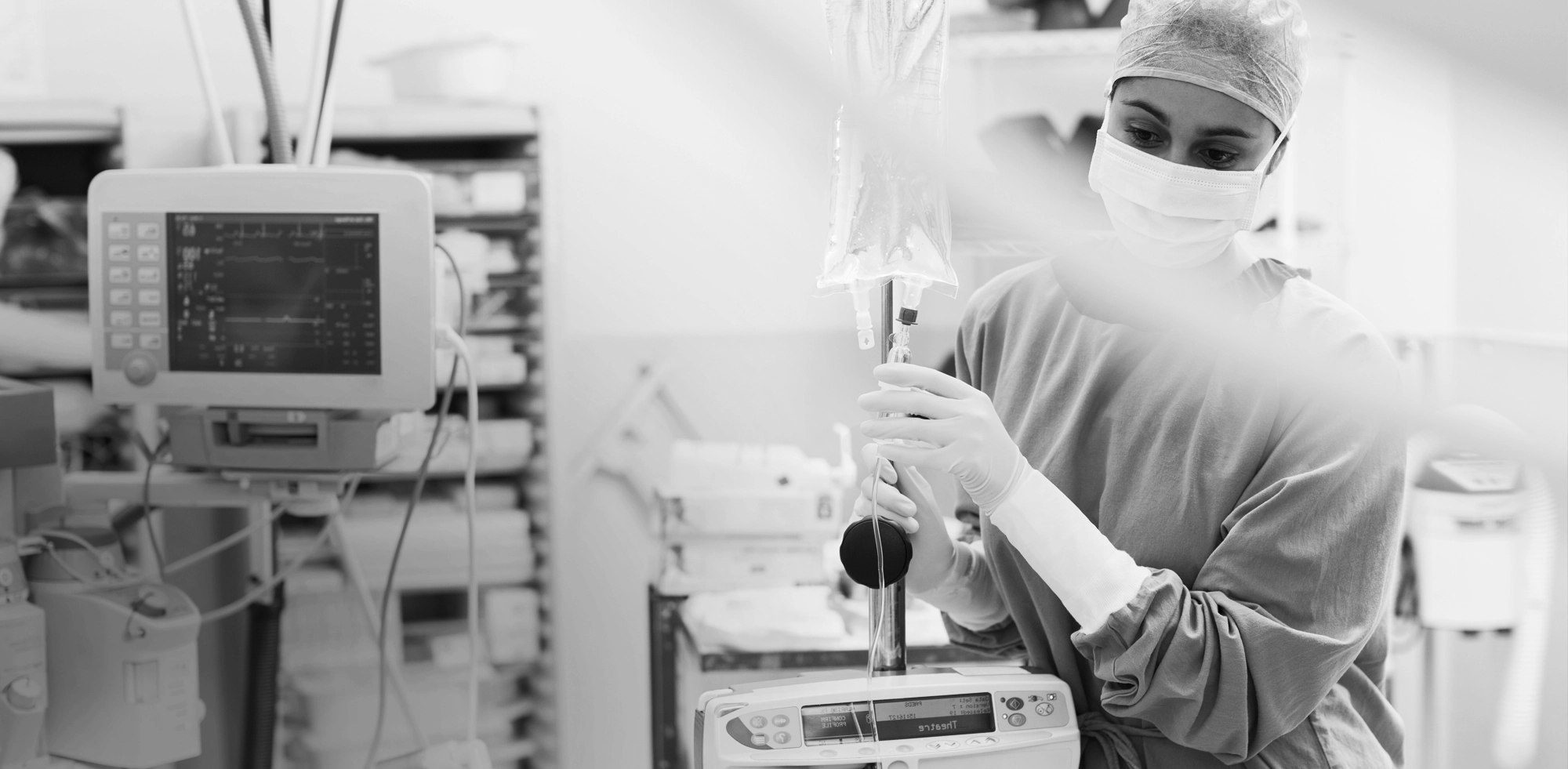 Sygeplejerske på en operationsstue